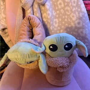 Baby yoda Plush Slippers